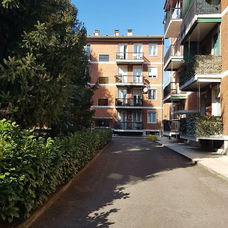 Appartamento De Candia House Rescaldina Esterno foto