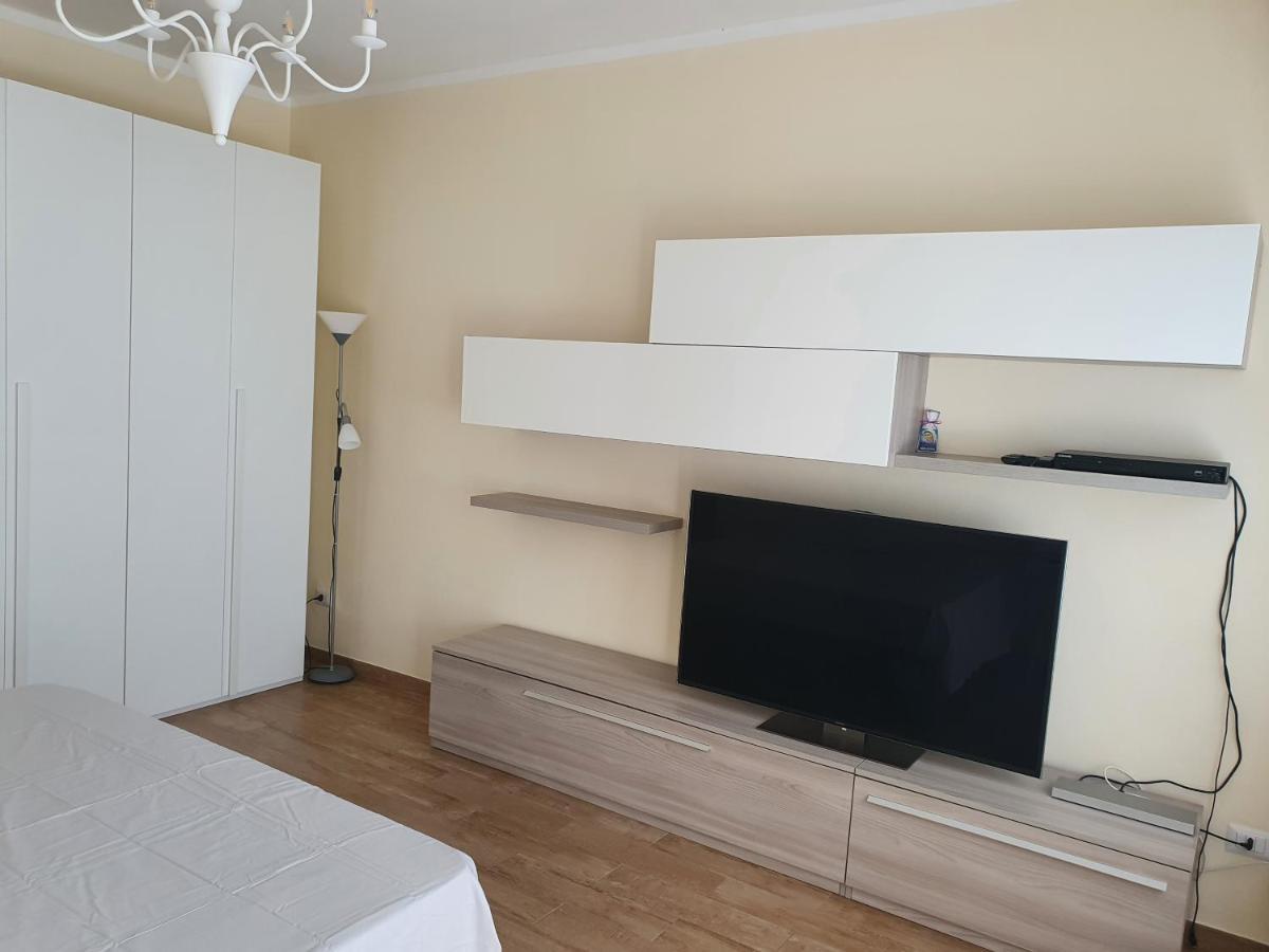 Appartamento De Candia House Rescaldina Esterno foto