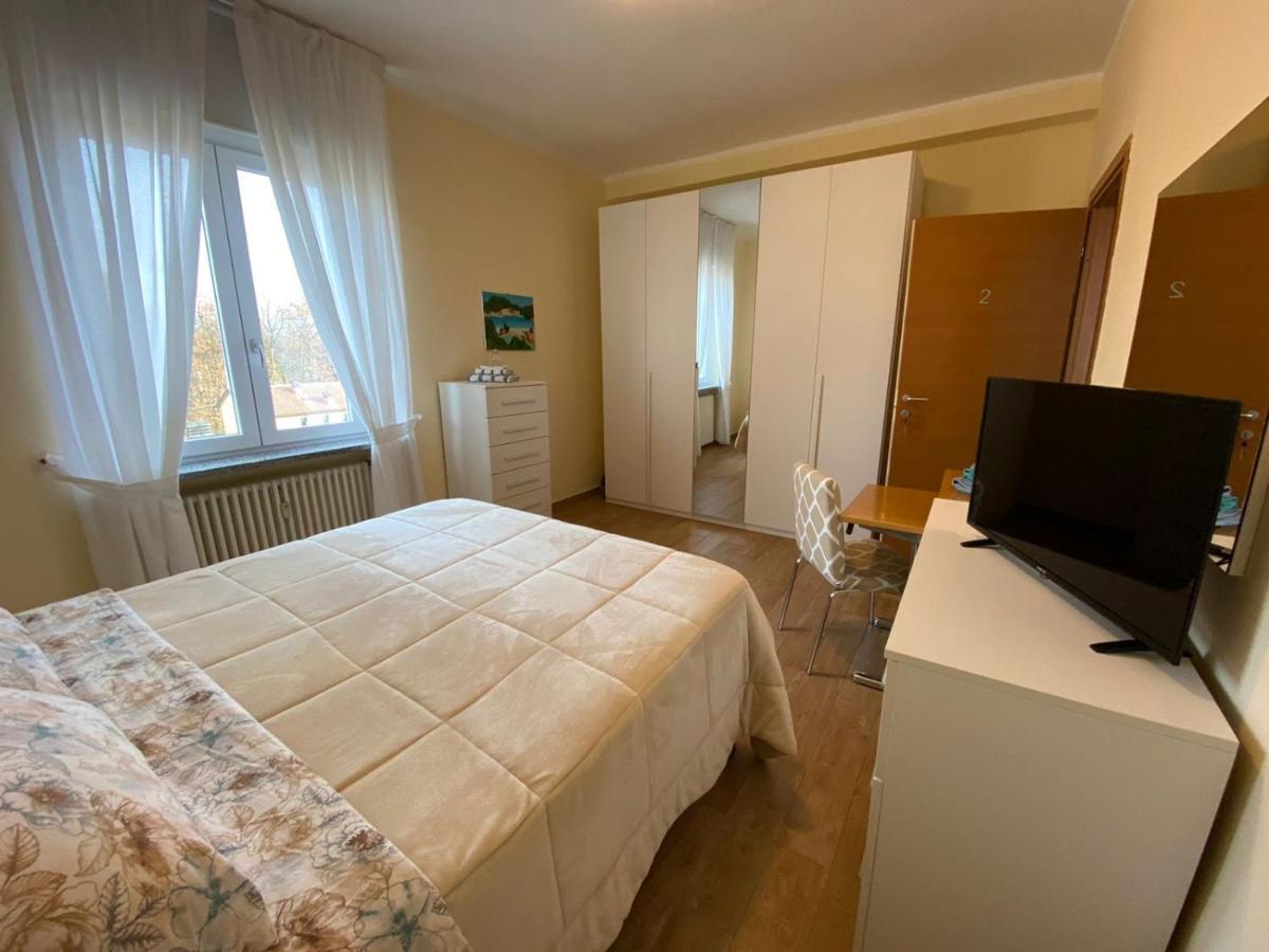 Appartamento De Candia House Rescaldina Esterno foto