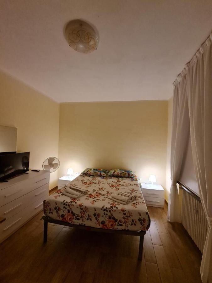 Appartamento De Candia House Rescaldina Esterno foto