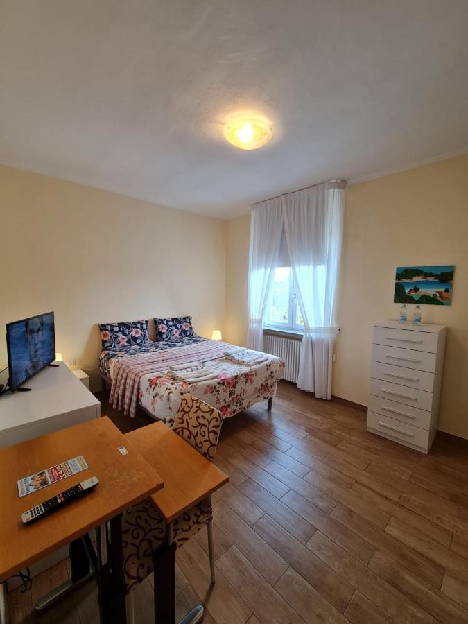 Appartamento De Candia House Rescaldina Esterno foto