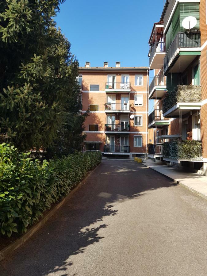 Appartamento De Candia House Rescaldina Esterno foto